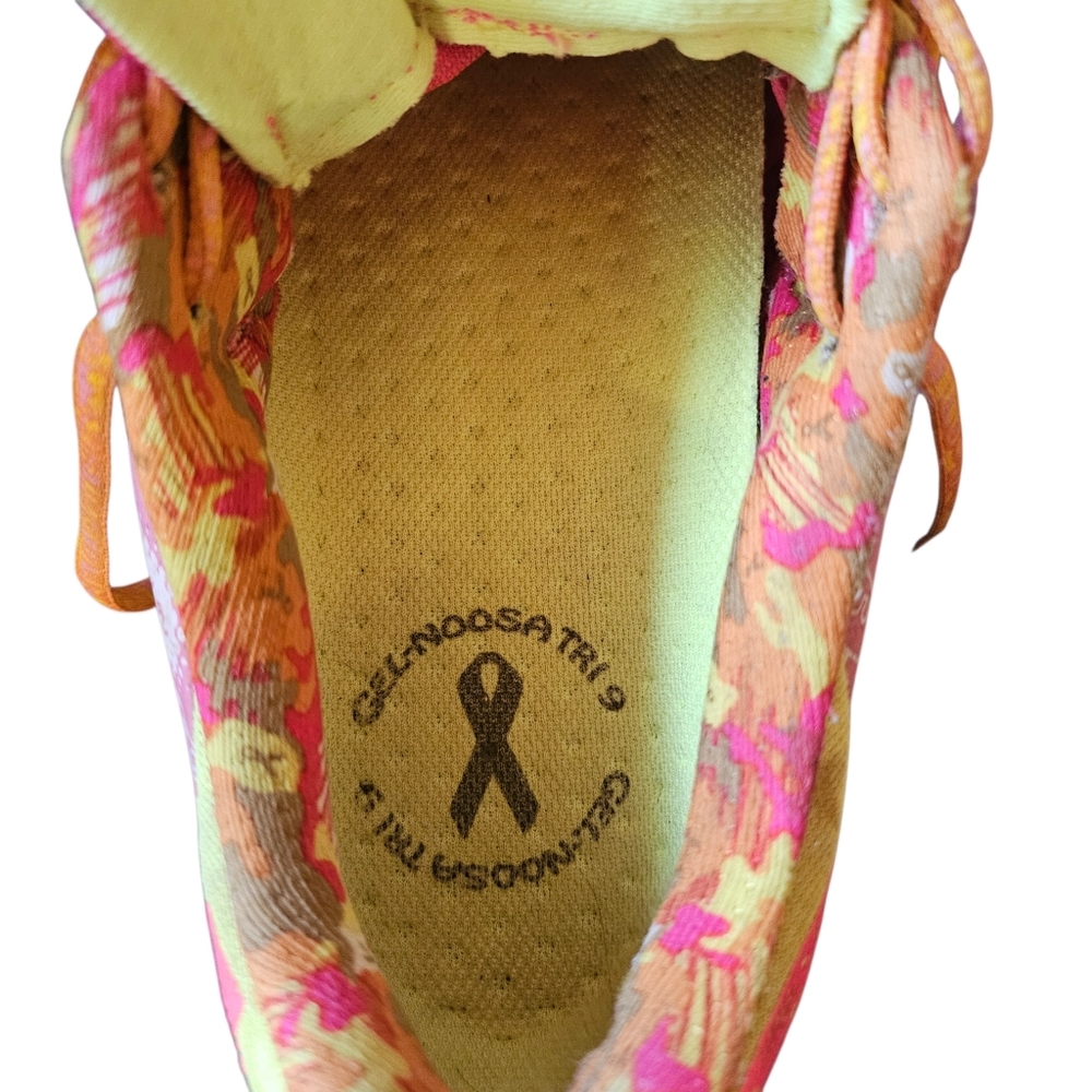 ​✨ ASICS Gel-Noosa Tri 9  Breast Cancer Awareness Edition Size 9 ✨ - Picture 7 of 8